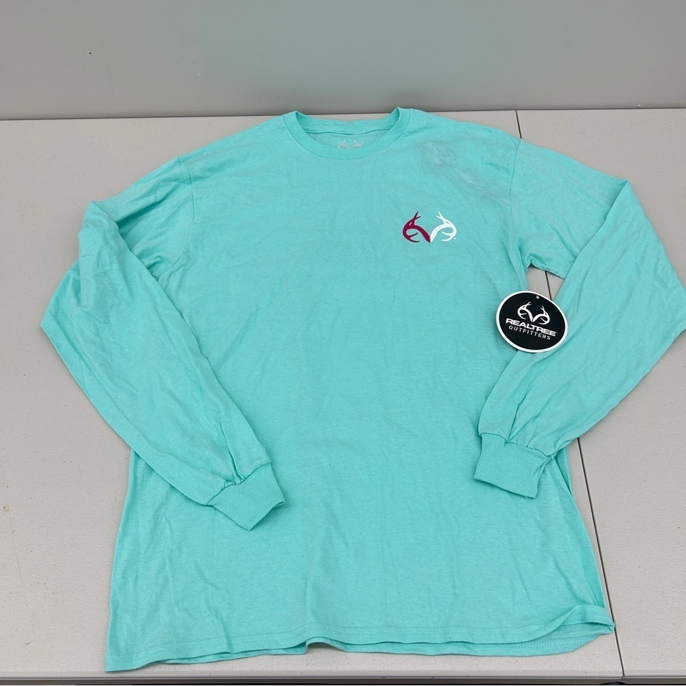 Realtree Teal Long Sleeve Shirt size M
